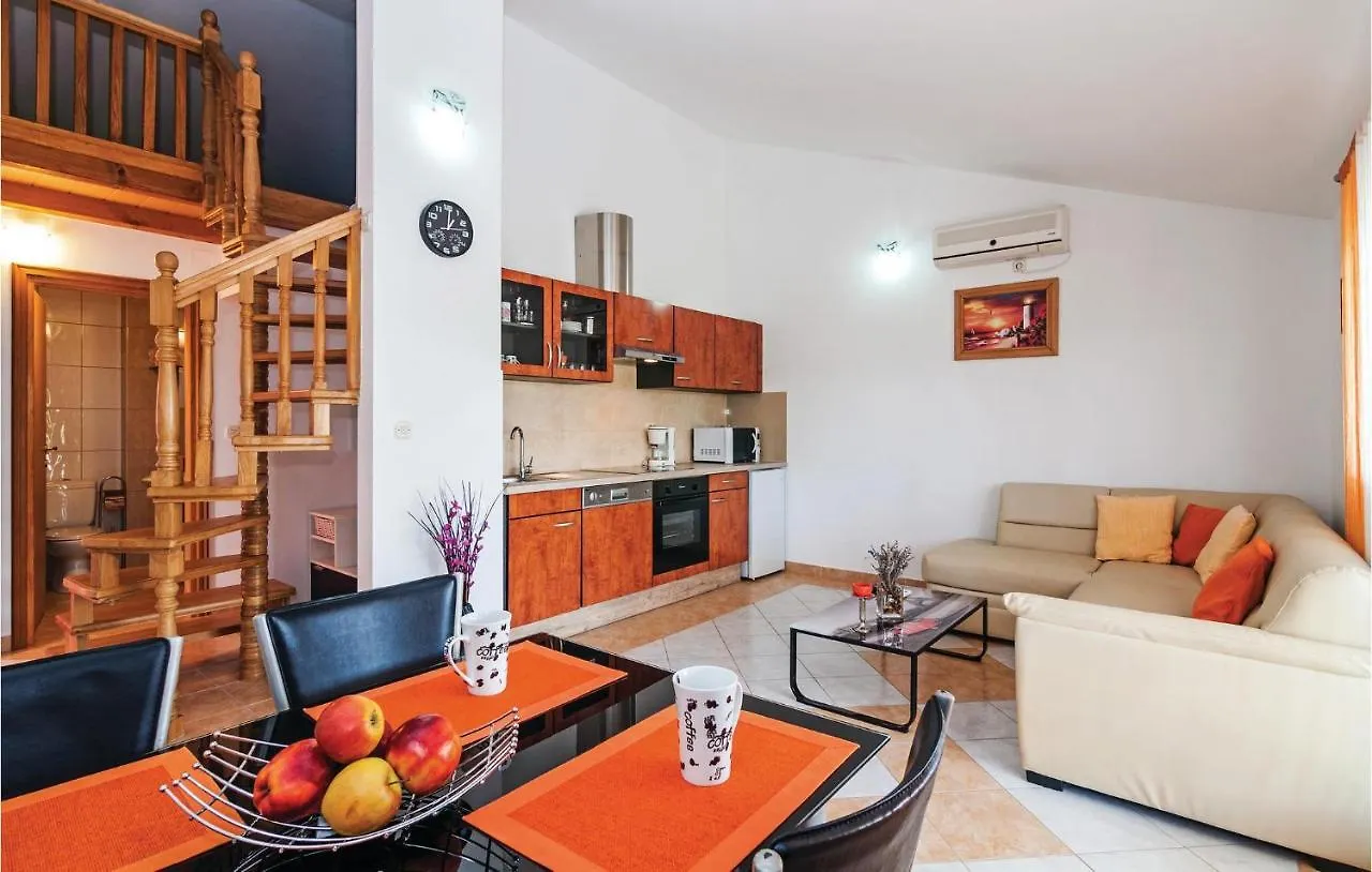 1 Bedroom Lovely Apartment In Krusevo Krusevo (Zadar)
