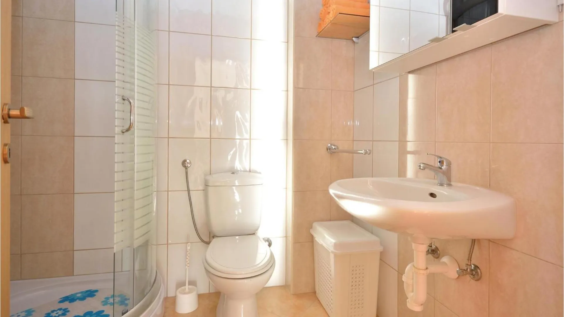 1 Bedroom Lovely Apartment In Krusevo